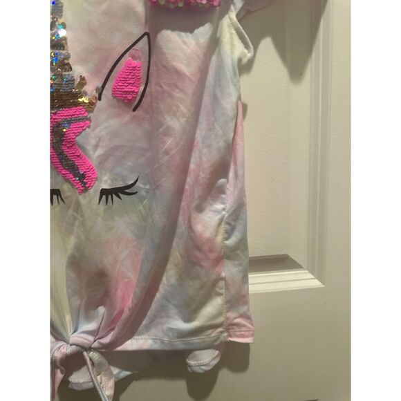 NWT BTWeen Girl Unicorn Sequined Short Sleeve Blouse & Unicorn Keychain Size 12 - Picture 8 of 9
